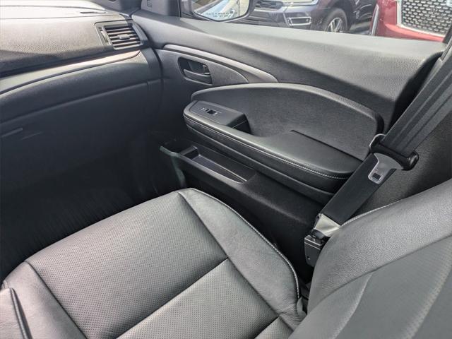 used 2022 Honda Passport car, priced at $25,507