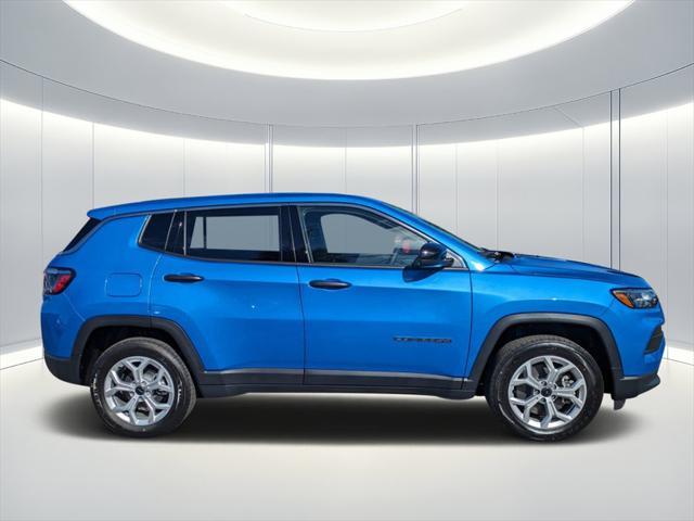 new 2025 Jeep Compass car, priced at $25,095