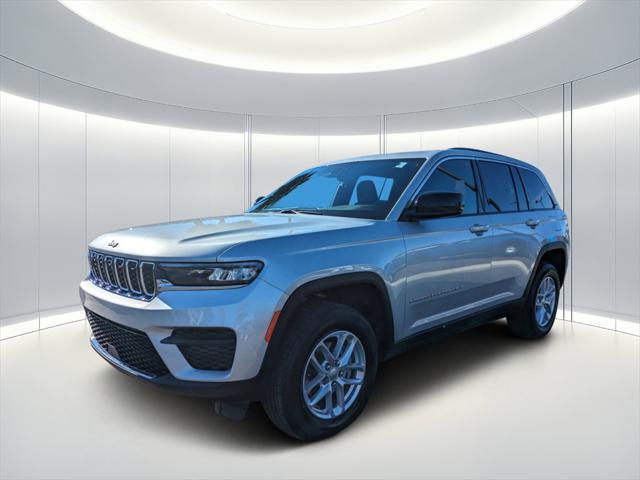 new 2025 Jeep Grand Cherokee car, priced at $35,975