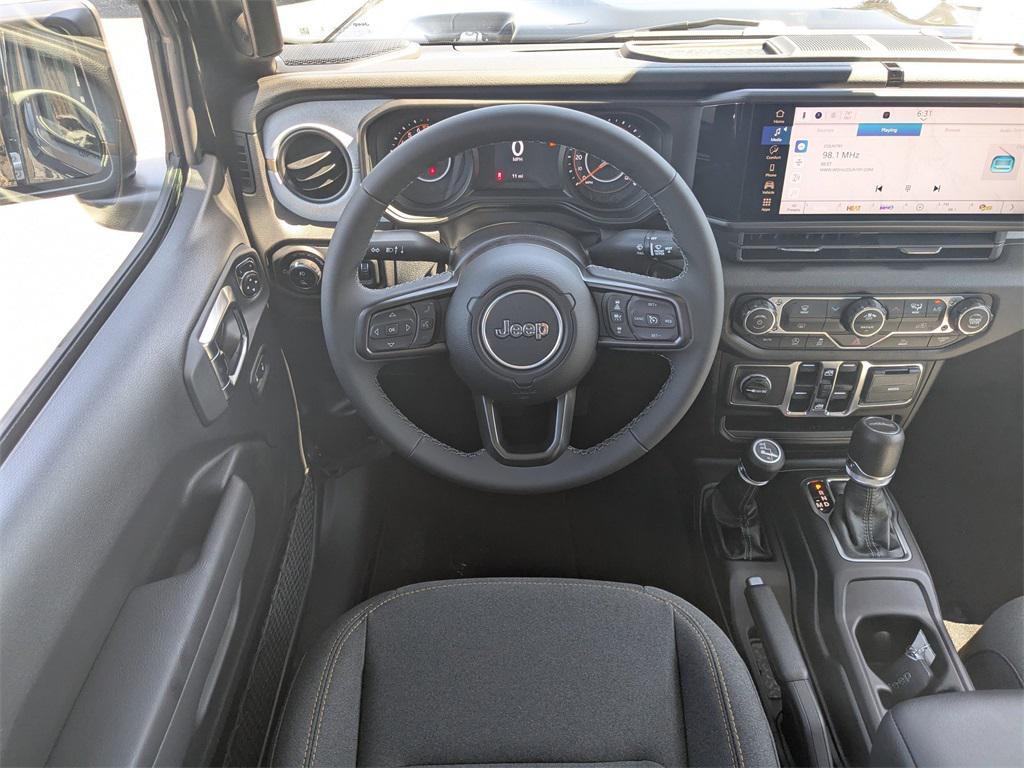 new 2025 Jeep Gladiator car, priced at $46,406