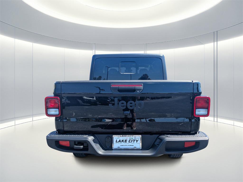 new 2025 Jeep Gladiator car, priced at $46,406