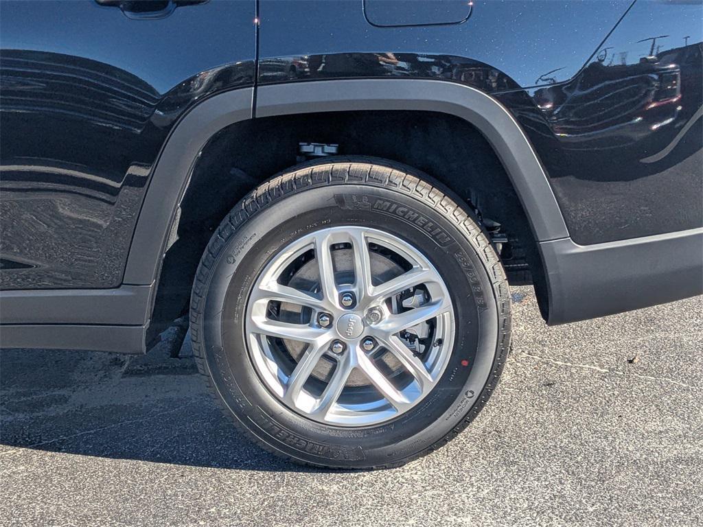 new 2025 Jeep Grand Cherokee L car, priced at $34,125