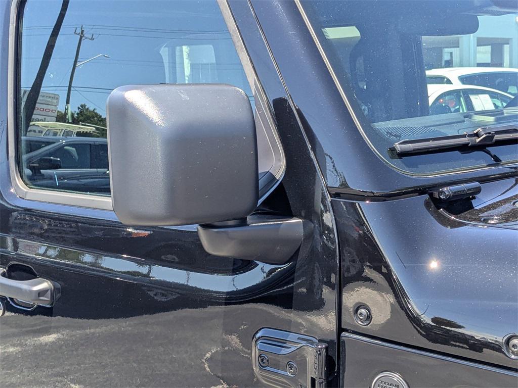 new 2025 Jeep Wrangler car, priced at $43,019