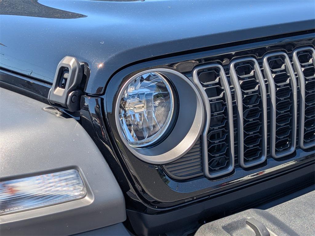 new 2025 Jeep Wrangler car, priced at $43,019