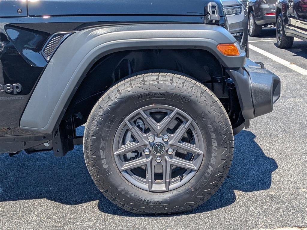 new 2025 Jeep Wrangler car, priced at $43,019