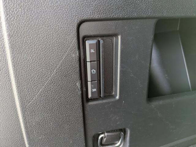 used 2020 Ford Expedition car, priced at $25,001