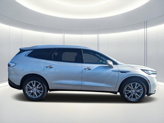 used 2022 Buick Enclave car, priced at $25,103