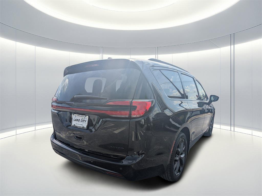 new 2026 Chrysler Pacifica car, priced at $52,380
