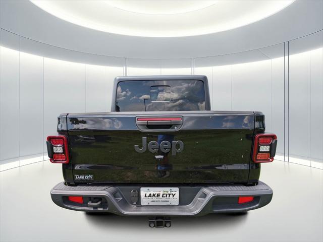 new 2024 Jeep Gladiator car, priced at $46,736