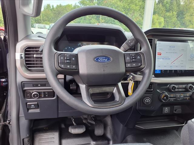 new 2025 Ford F-150 car, priced at $42,595