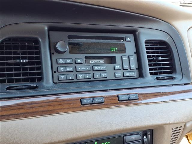used 2007 Ford Crown Victoria car, priced at $8,851