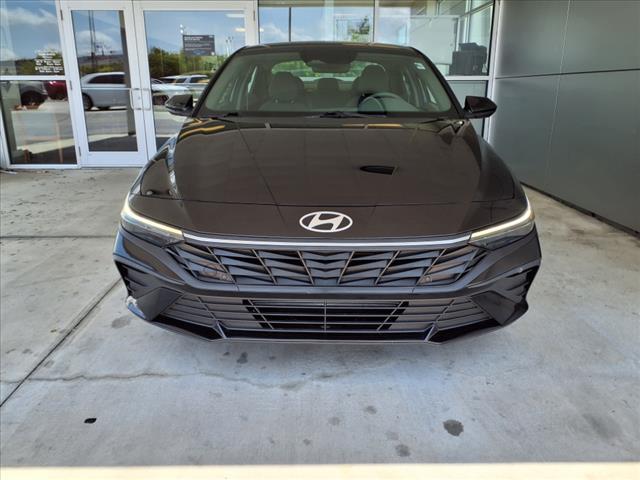 used 2024 Hyundai Elantra car