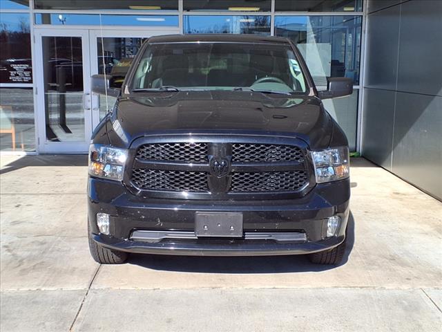 used 2019 Ram 1500 Classic car, priced at $17,999