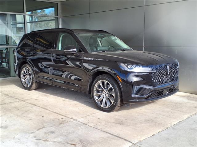 new 2025 Lincoln Aviator car, priced at $63,733