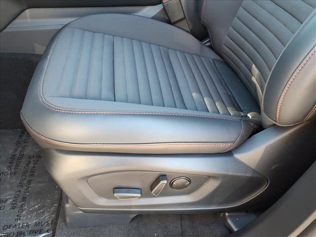 new 2025 Ford Explorer car, priced at $47,892