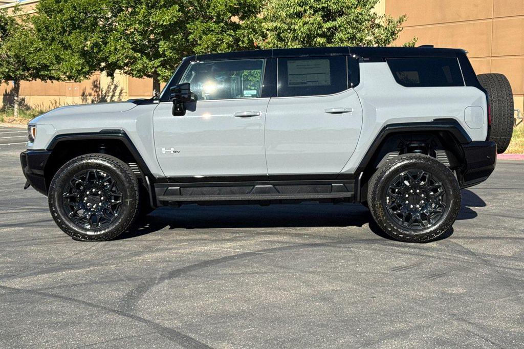 new 2026 GMC HUMMER EV SUV car