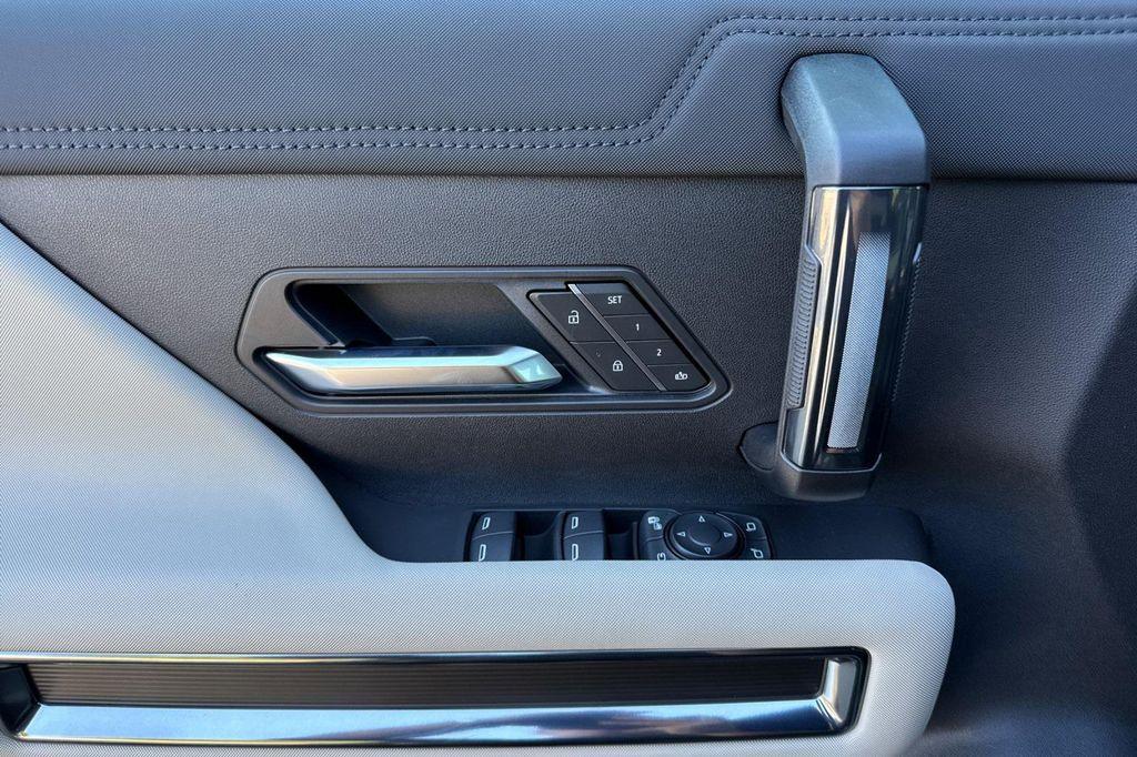 new 2026 GMC HUMMER EV SUV car