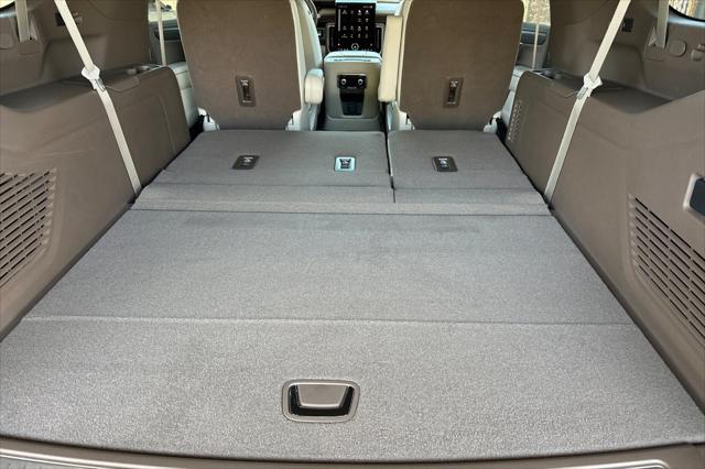 new 2025 GMC Yukon XL car, priced at $100,065