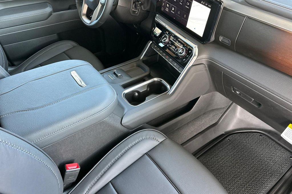 new 2025 GMC Sierra 2500 car, priced at $92,250
