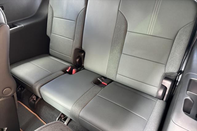 new 2025 GMC Acadia car, priced at $53,540