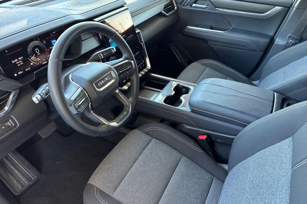 used 2025 GMC Acadia car, priced at $41,990
