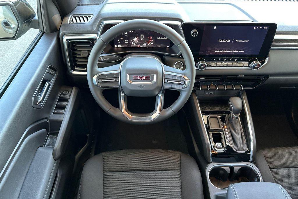 new 2025 GMC Canyon car, priced at $42,675