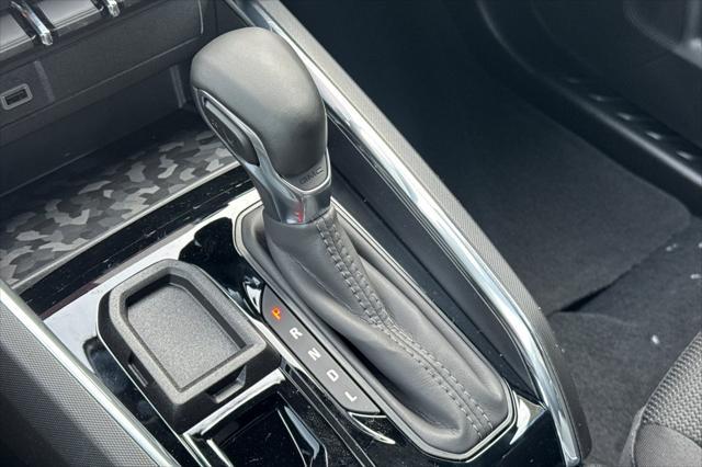 new 2025 GMC Canyon car, priced at $39,995