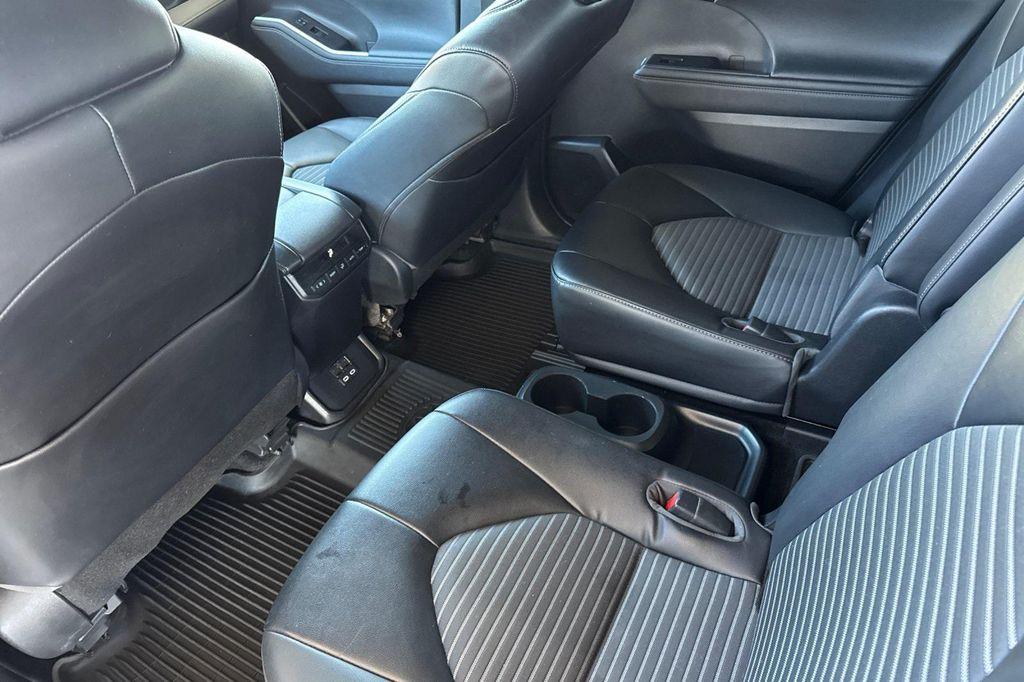 used 2023 Toyota Highlander car, priced at $37,990
