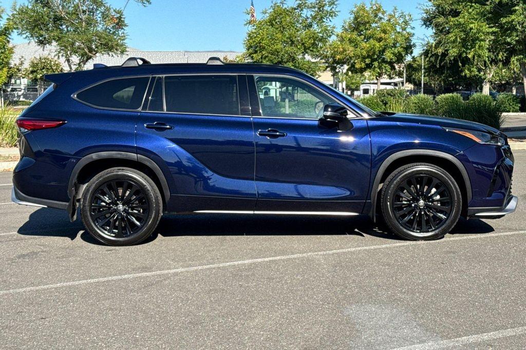 used 2023 Toyota Highlander car, priced at $37,990