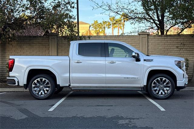 new 2025 GMC Sierra 1500 car, priced at $79,650