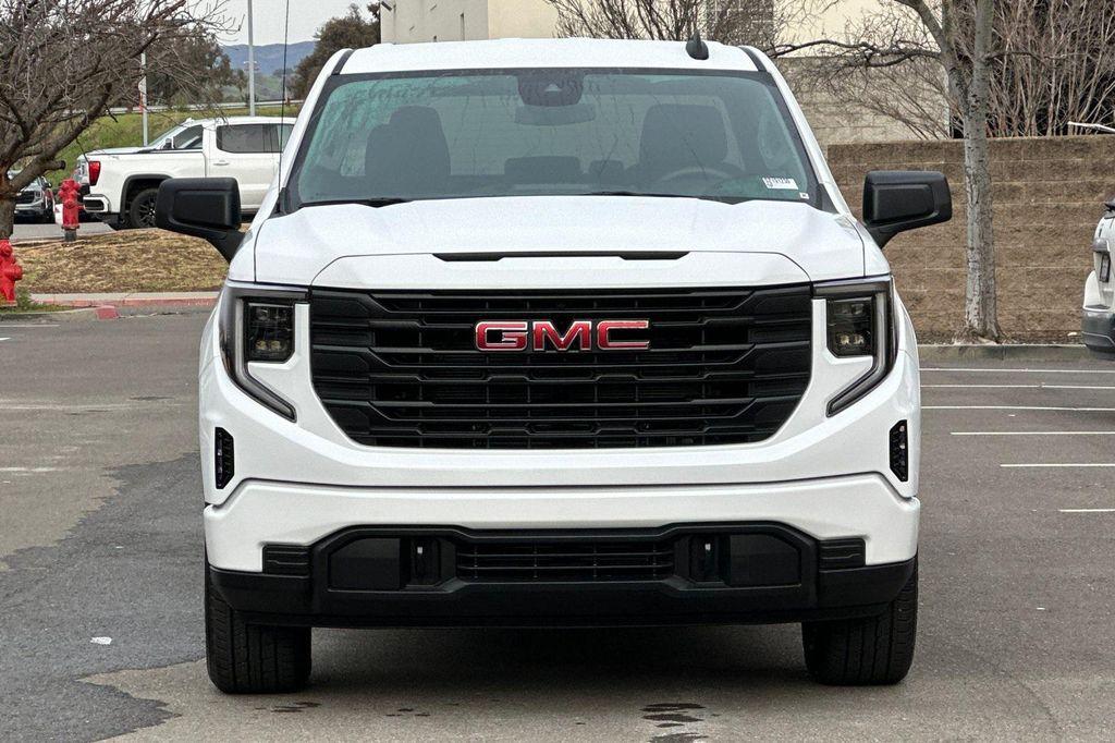 new 2025 GMC Sierra 1500 car, priced at $51,395