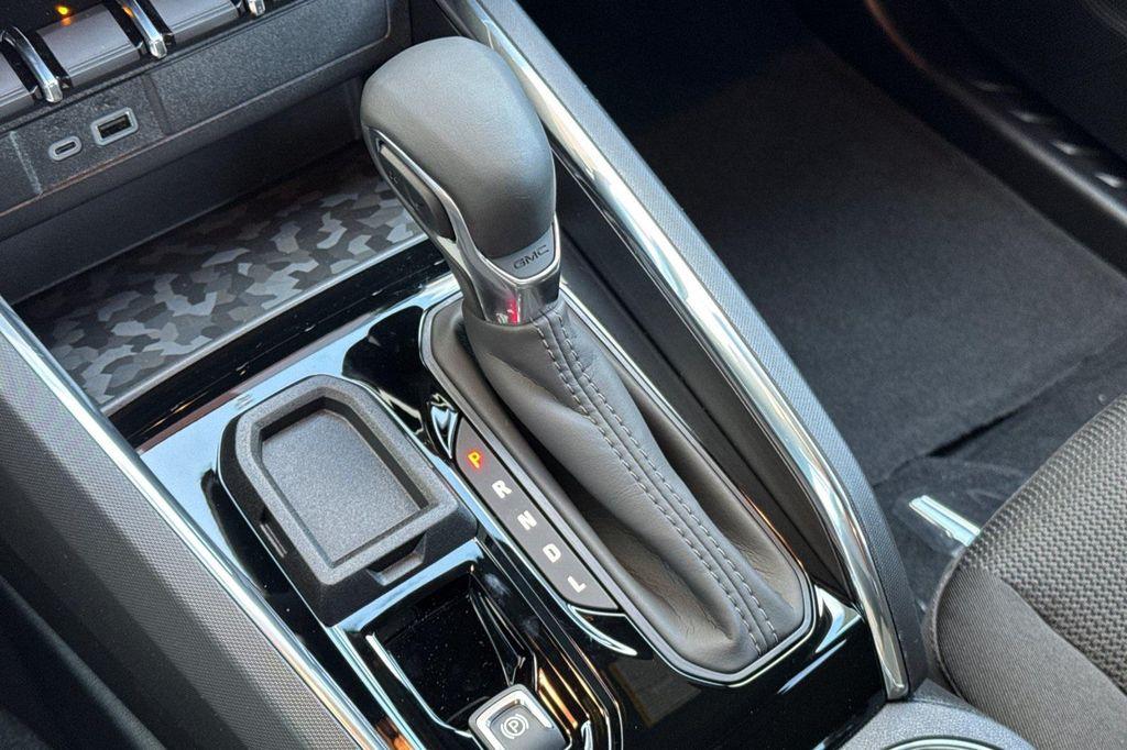 new 2025 GMC Canyon car, priced at $43,050