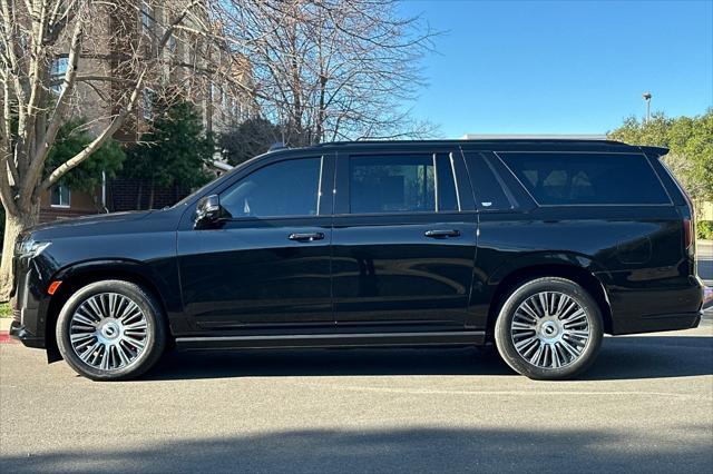 used 2022 Cadillac Escalade ESV car, priced at $75,990