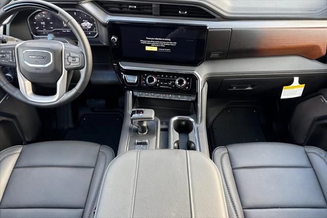 new 2025 GMC Sierra 1500 car, priced at $82,005