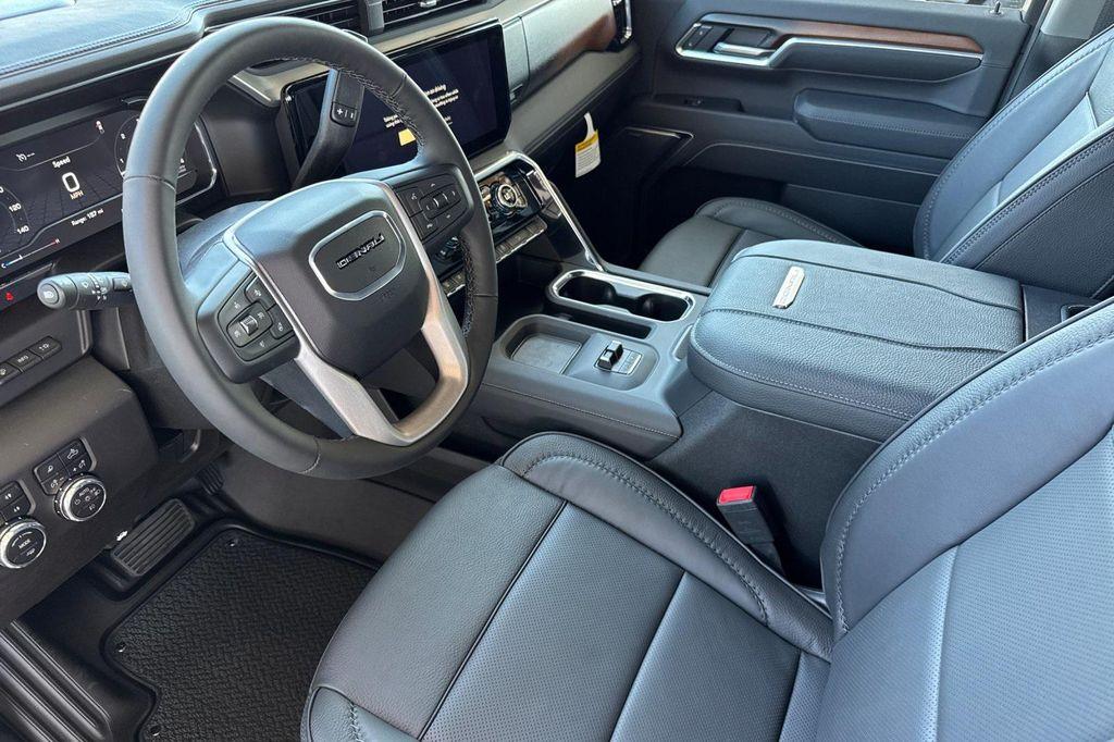 new 2025 GMC Sierra 2500 car, priced at $91,650