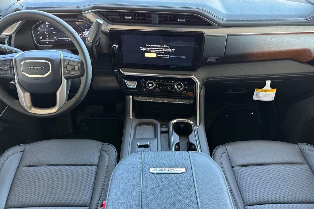 new 2025 GMC Sierra 2500 car, priced at $91,650