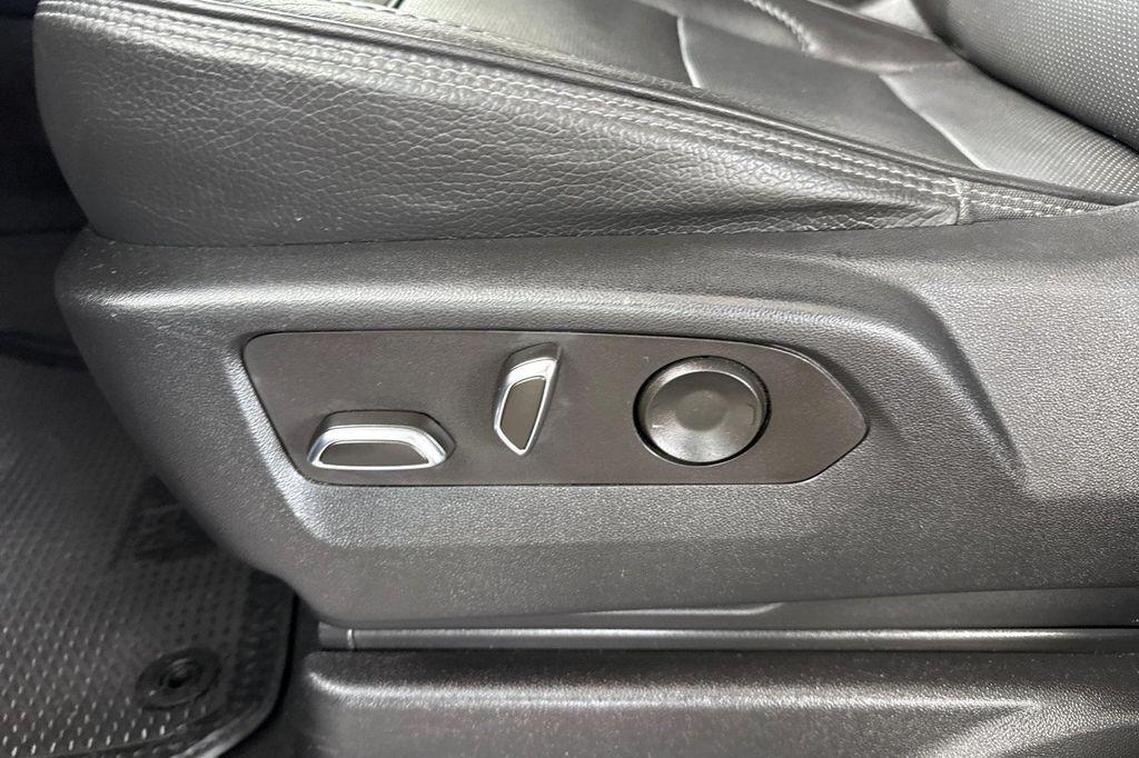 used 2023 GMC Yukon car, priced at $57,990