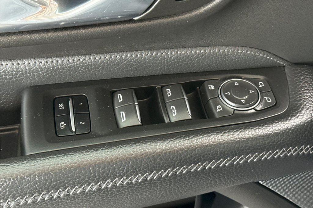 used 2023 GMC Yukon car, priced at $57,990