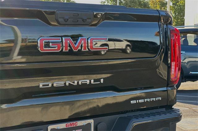 new 2025 GMC Sierra 1500 car, priced at $79,050