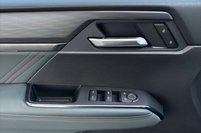 new 2025 GMC Acadia car, priced at $52,895
