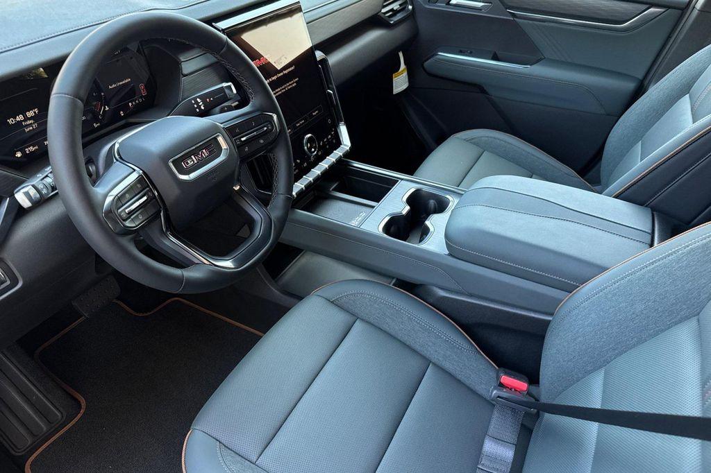 new 2025 GMC Acadia car, priced at $52,895