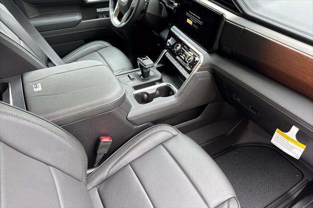 new 2025 GMC Sierra 1500 car, priced at $82,005