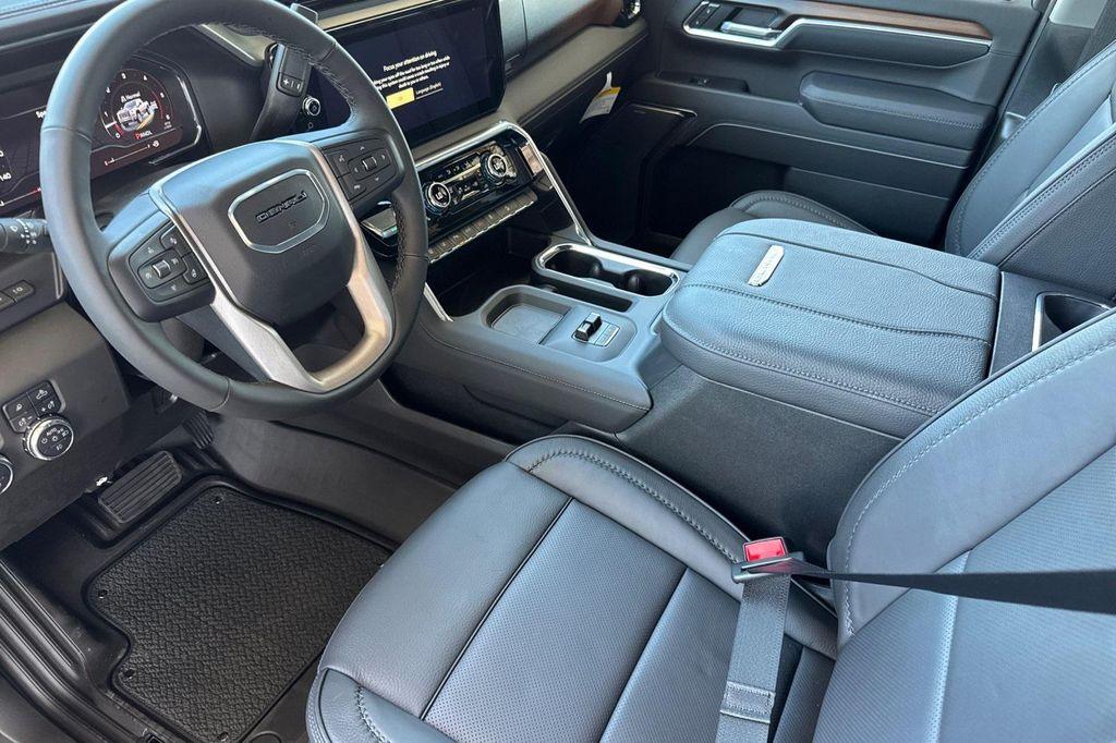 new 2025 GMC Sierra 2500 car, priced at $92,250