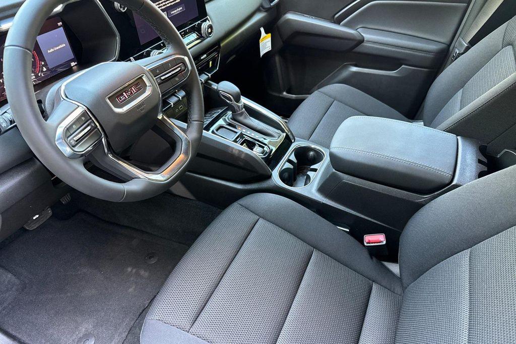 new 2025 GMC Canyon car, priced at $42,575