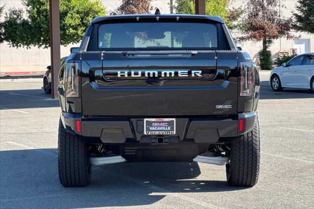 new 2025 GMC HUMMER EV Pickup car