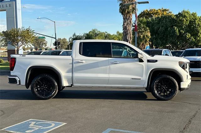 new 2025 GMC Sierra 1500 car, priced at $61,725