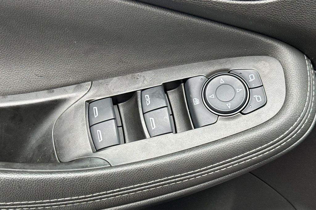 used 2024 Buick Encore GX car, priced at $24,190