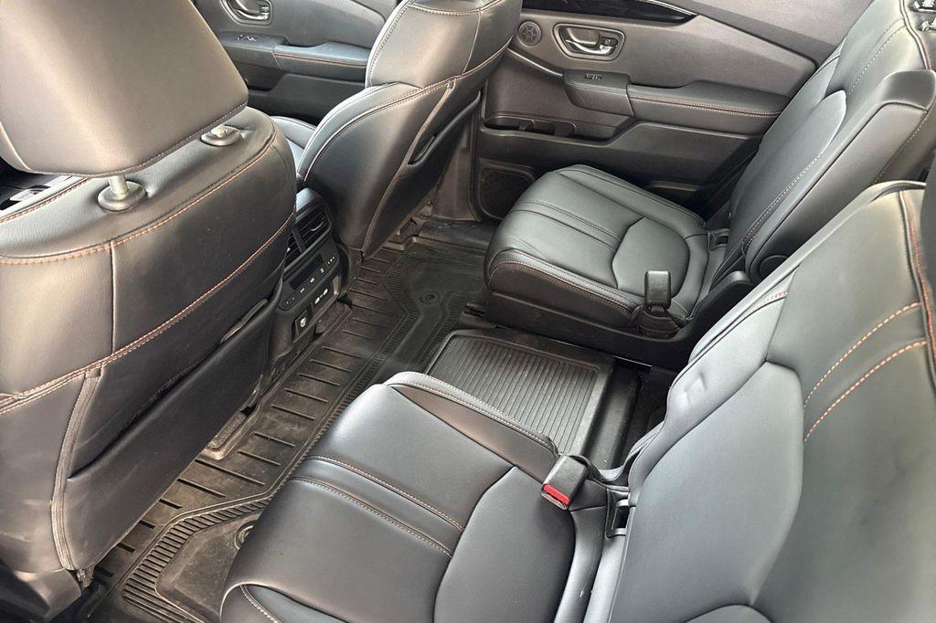 used 2023 Honda Pilot car, priced at $42,990