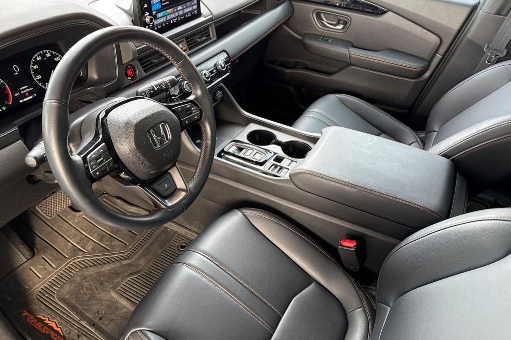 used 2023 Honda Pilot car, priced at $42,990