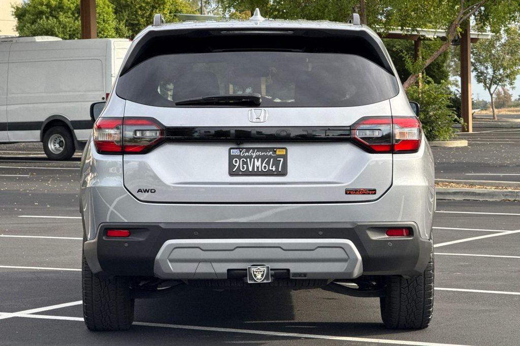 used 2023 Honda Pilot car, priced at $42,990